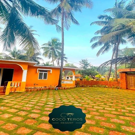 Coco Teros Resort Mandrem Ngoại thất bức ảnh