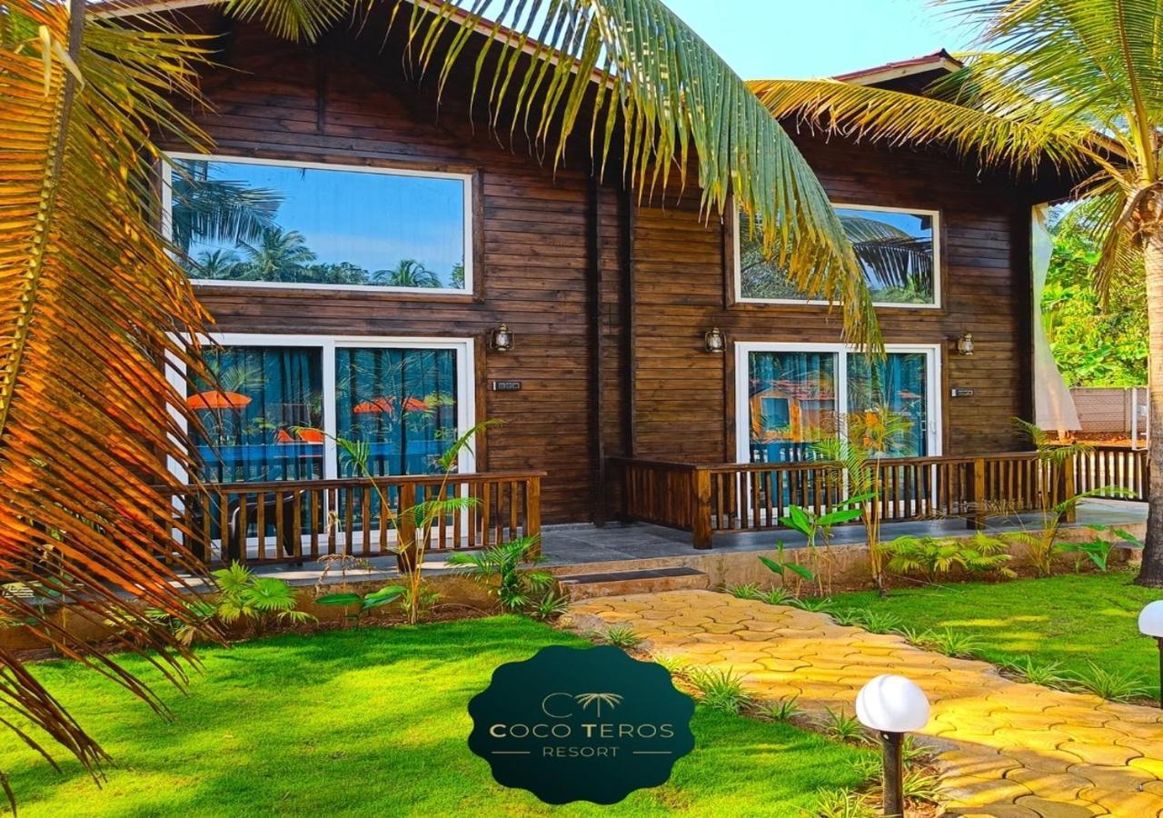 Coco Teros Resort Mandrem Ngoại thất bức ảnh