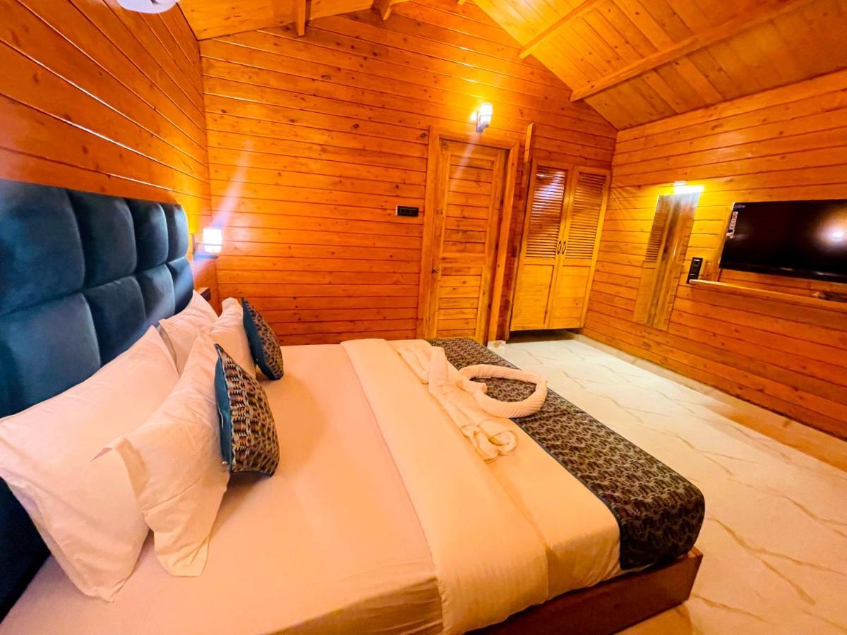 Coco Teros Resort Mandrem Ngoại thất bức ảnh