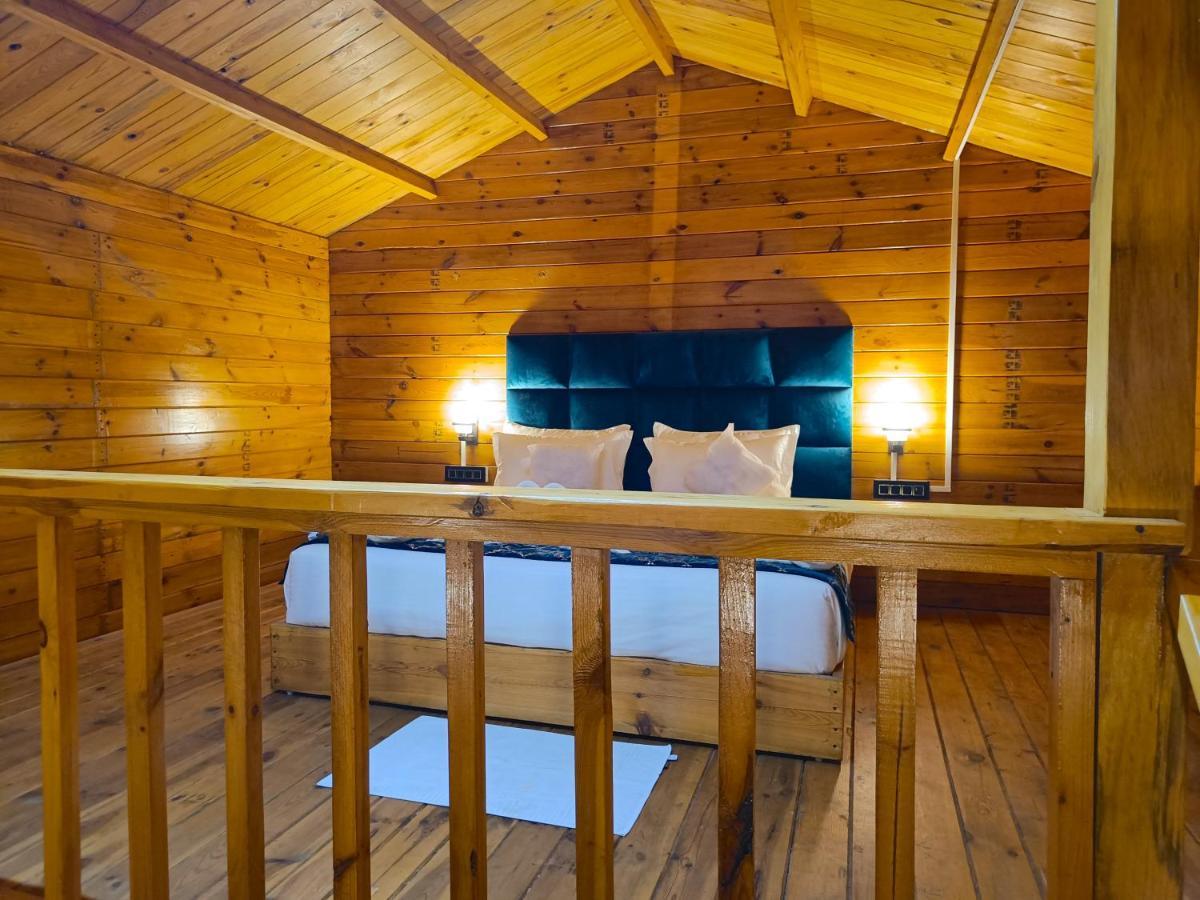 Coco Teros Resort Mandrem Ngoại thất bức ảnh
