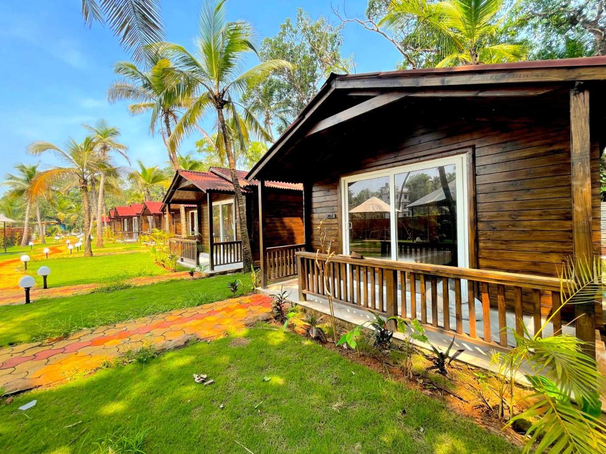 Coco Teros Resort Mandrem Ngoại thất bức ảnh